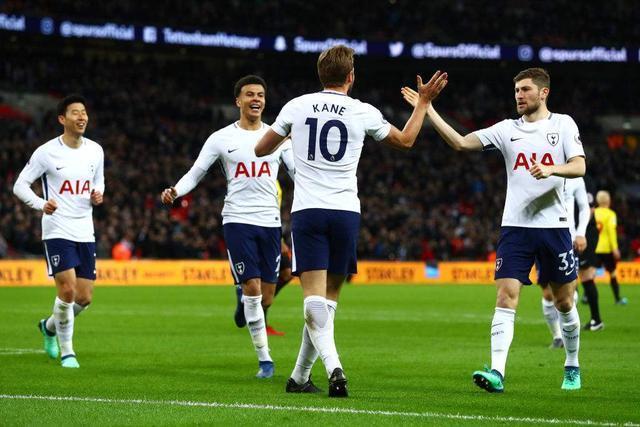 范布隆克霍斯特被贝西克塔斯解雇，上任仅半年